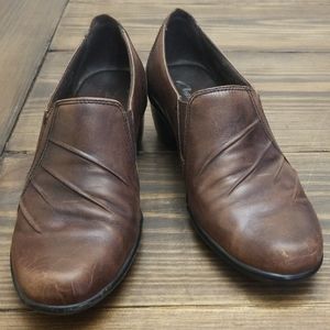 Clarks Brown Leather Shoes Size 8